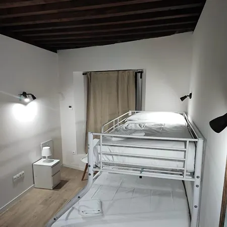 Апартаменты T3 De Dos En Centro *